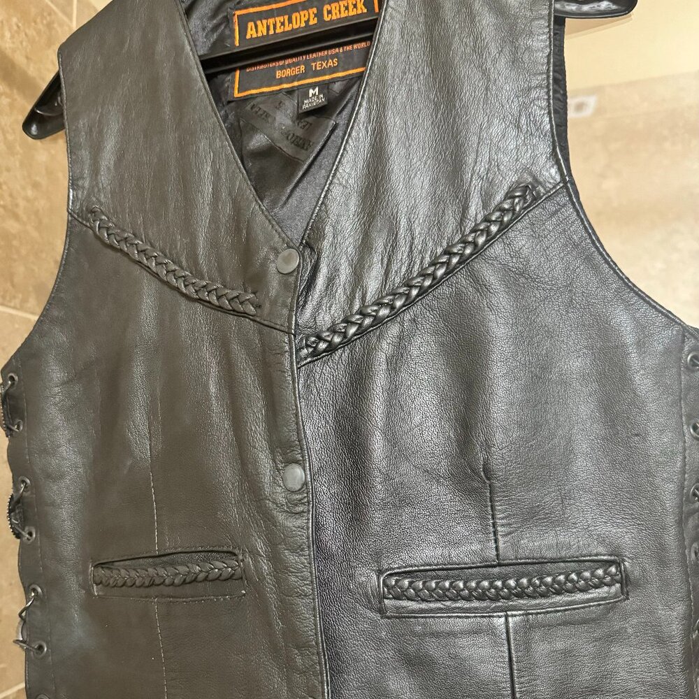Antelope Creek Lather  woman Vest